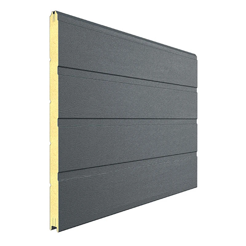 Панель секционных ворот цвета антрацит <мороз> RAL 7016 в дизайне Доска