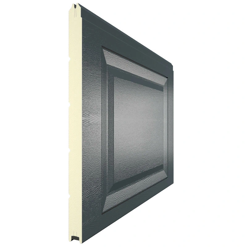 Панель секционных ворот цвета антрацит в дизайне Филенка