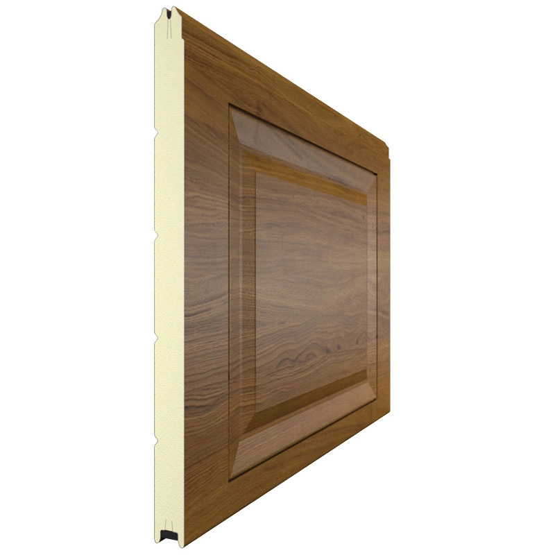 Панель секционных ворот в имитации дерева Золотой дуб с дизайном Филенка